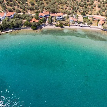 Apartament Nies Sourpi