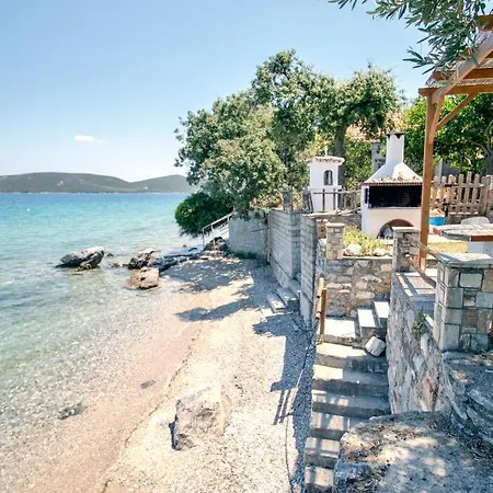 Apartament Nies Sourpi